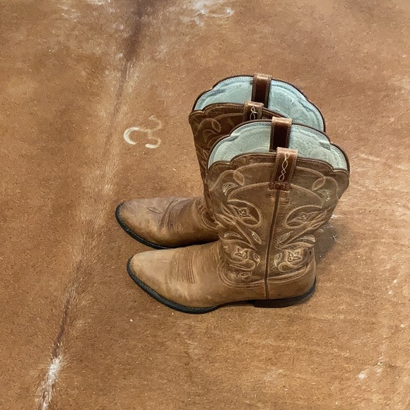 Ariat Shoes - Ariat Cowboy Boots Ladies 7.5